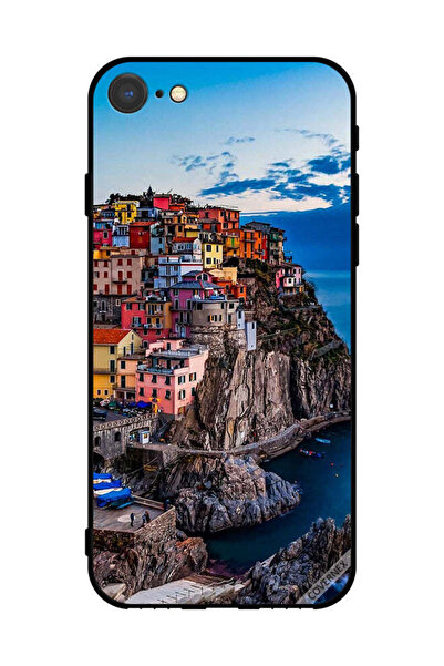 Covernex غطاء حماية لهاتف Apple iPhone SE (2022) منازل ملونة على البحر