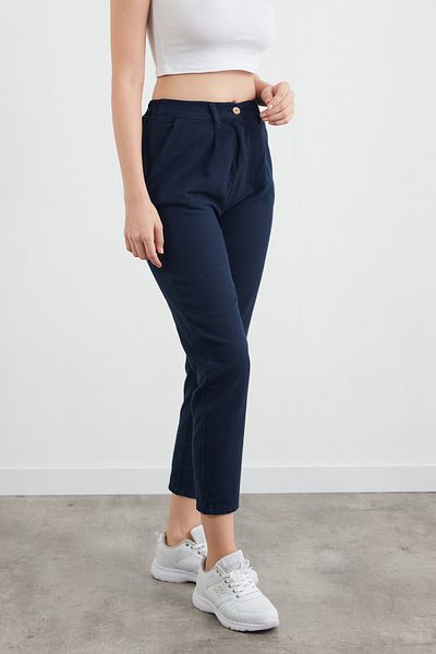 Fulla Moda Linen Trousers with Zipper Pockets