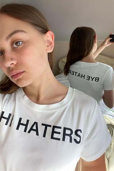 Karakedi White Hi & Bye Haters Short Sleeve Crop