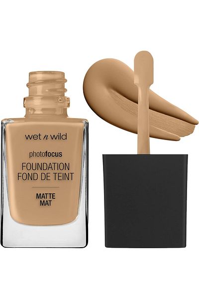 WET N WİLD Photo Focus Foundation, Desert Beige, 1 Oz./30 ml