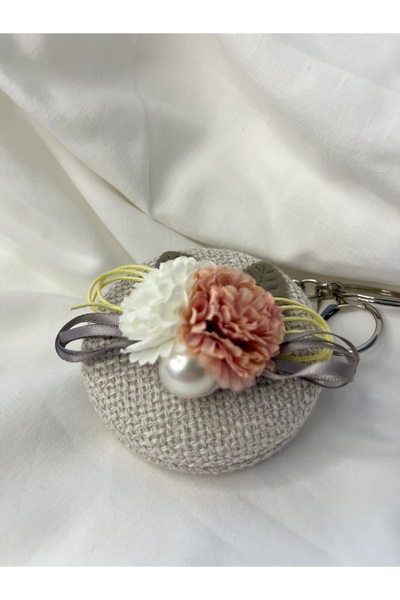 Fam&Co Jewelry Flower Ornament Mirrored Keychain – Decorative, Portable and Stylish Design