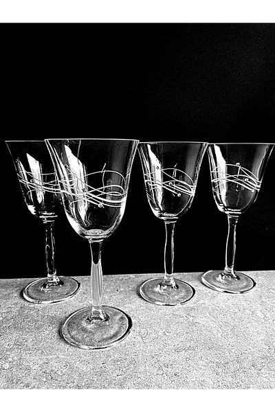 DECOSTYLE 4 Footed Cups Decorated with Stones on Decor and Decoration