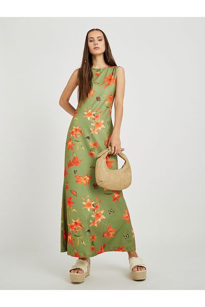 Styli All-Over Floral Print Sleeveless Maxi Dress