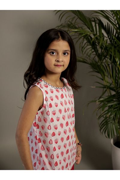 Sanskrutihomes By Styli Cotton Printed Sleeveless Top and Trousers Set