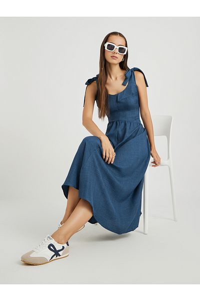 Styli Solid Sleeveless Round Neck A-Line Midi Dress