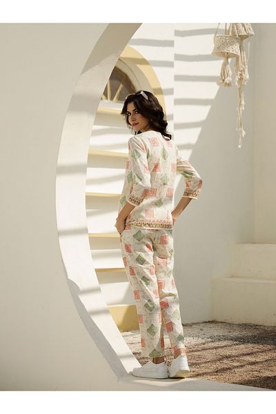 Sanskrutihomes By Styli Printed Pure Cotton Top with Trousers Co-Ords
