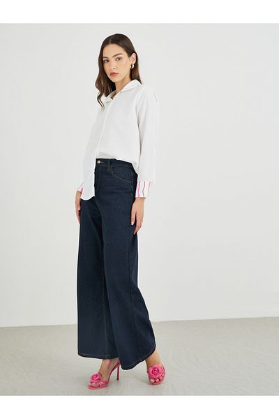 Styli Solid Buttoned Spread Collar Shirt