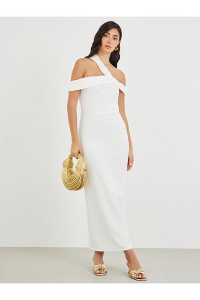Styli Solid Asymmetric Neckline Bodycon Maxi Dress