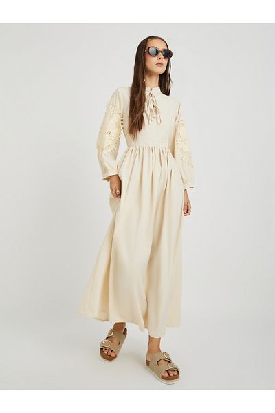 Styli Solid Lace Derail Balloon Sleeve Midi Dress with Tie-Up Detail