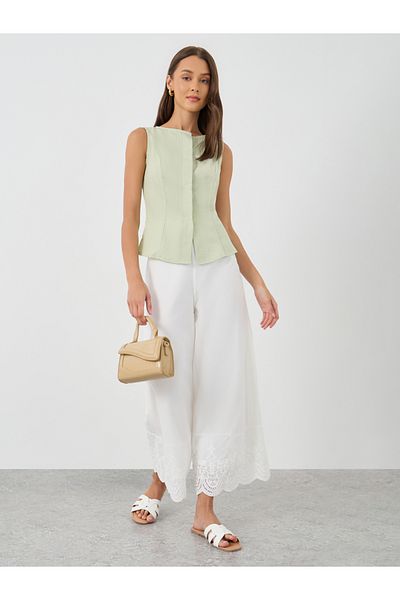 Styli Solid Schiffli Hem Wide Leg Pants