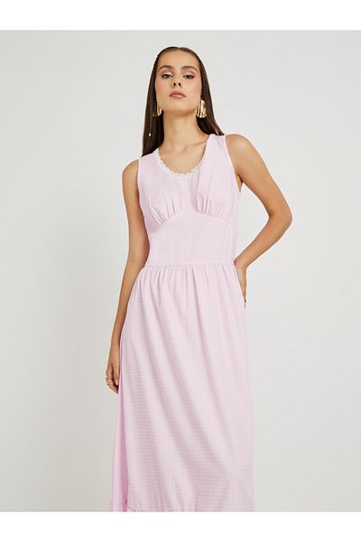 Styli Solid Round Neck Sleeveless Maxi Dress