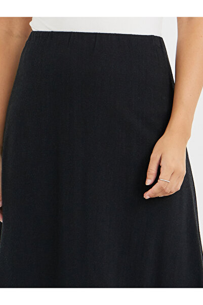 Styli Solid Mid Rise A-Line Midi Skirt