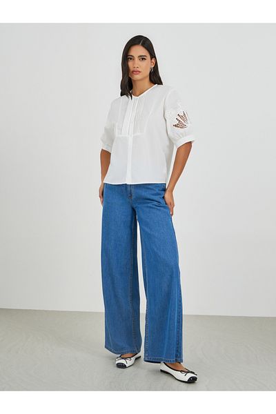 Styli Solid Round Neck Buttoned Top