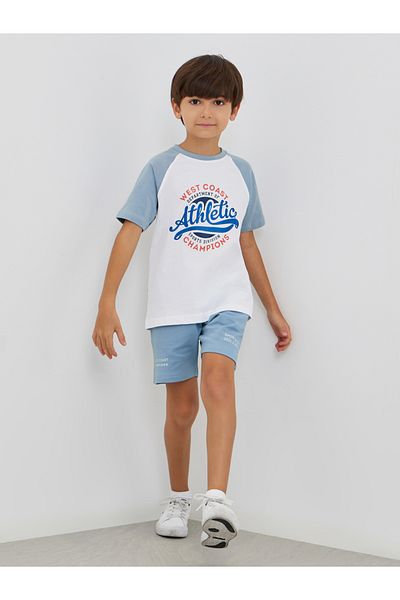 Styli Slogan Print Reglan Sleeve T-Shirt and Shorts Set