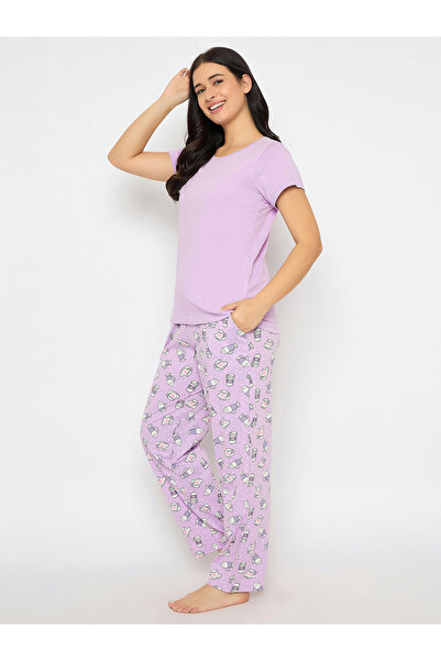 Clovia By Styli Solid Round Neck T-Shirt and Printed Pyjama Set