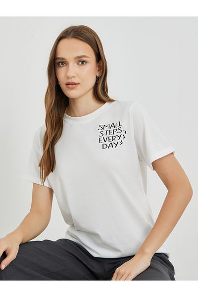 Styli Slogan Print Round Neck Regular Fit T-Shirt