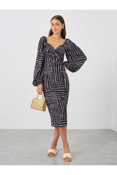 Styli All-Over Print Straight Hem Knee-Length Skirt