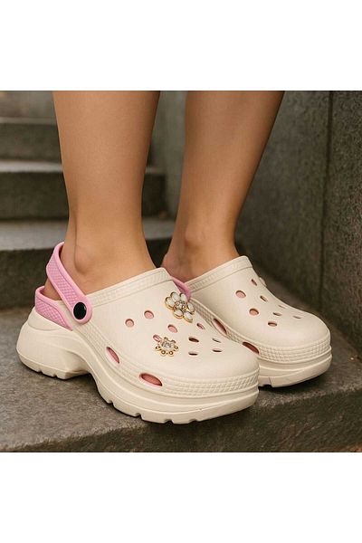 mustey Nursing Clogs
