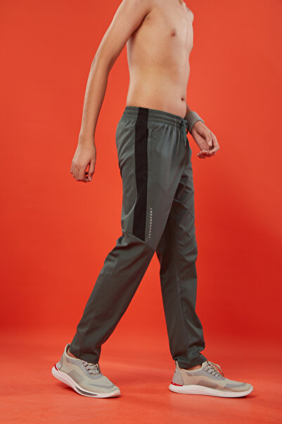 Technosport By Styli Solid 2-Way Stretch Trackpants