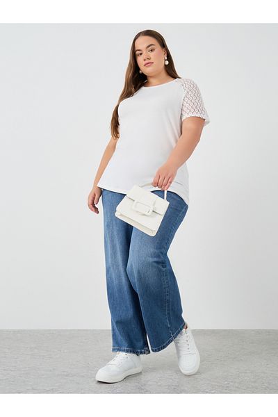 Styli Plus Size Solid Lace Short Sleeve Longline T-Shirt
