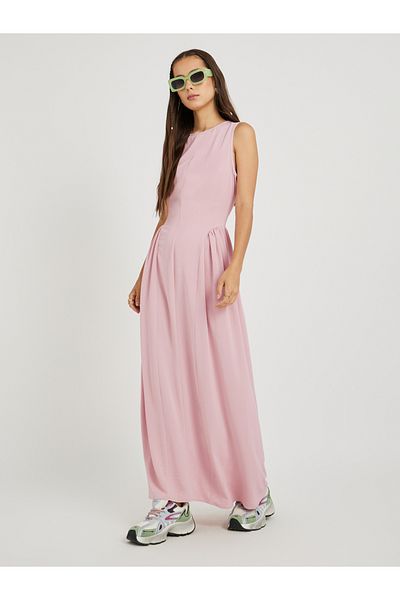 Styli Solid Sleeveless Round Neck Pleated A-Line Maxi Dress