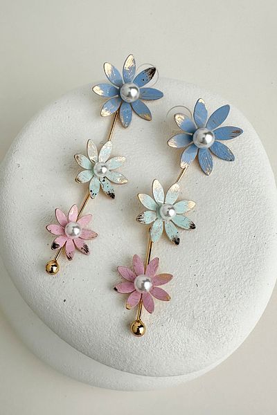 Modex Metal Colored Pearl Detail Wind Flower Dangle Earrings(9cm)