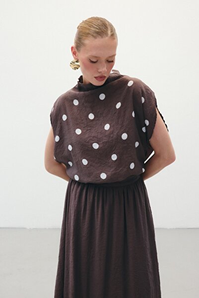 Sateen Puantiye Desenli Bluz - Kahve