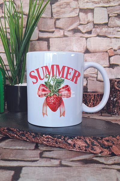 giftkonsept Summer Vibes Strawberry Printed Gift Mug