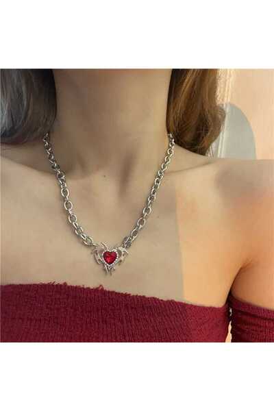 DÜKKAN DESİGN قلادة على شكل قلب قوطي