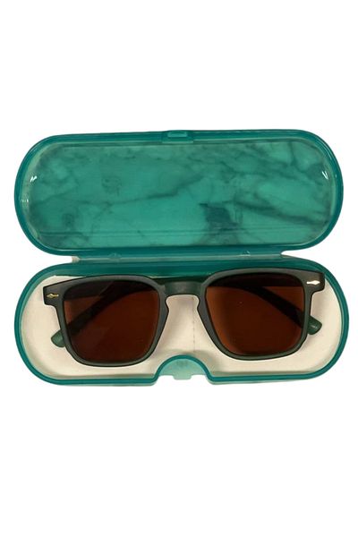 Fitzherbert Kids Sunglasses and Box Unisex