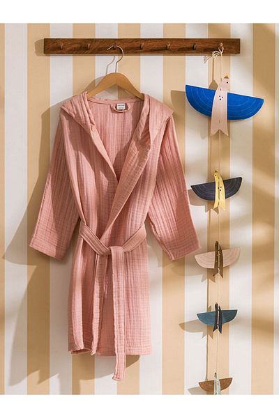 LC Waikiki Pink Hooded Girl's Bathrobe
