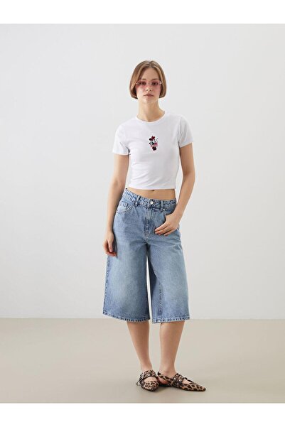 LC Waikiki شورت جينز برمودا فيت للنساء (S5)