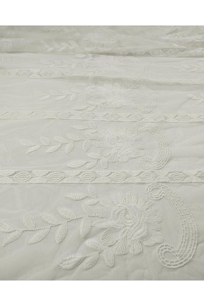 Kumaş Parça Embroidered Tulle in White Color (Width 130 cm X Length 150 cm)