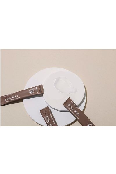 Mizon Snail Silky Peeling Exfoliating Scrub, 40 Sachets, Moisturizing, For Skin With Imperfections