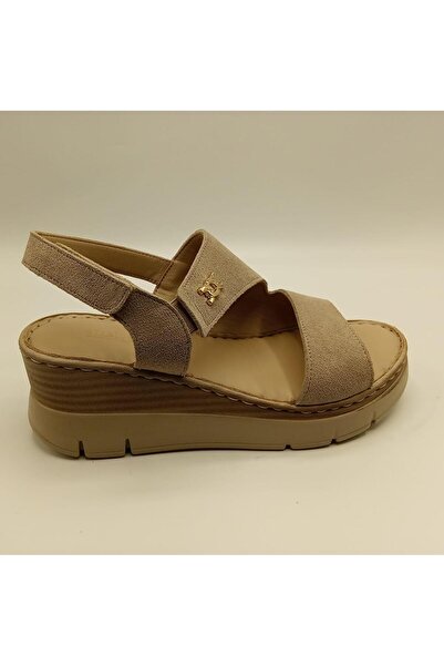 Ametist صندل حصري ذو نعل سميك من الجلد السويدي باللون البيج |   السخاء والراحة