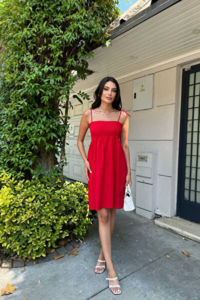 oshebu Kırmızı – Pamuklu Kısa Yazlık Kadın Elbise – Omuzdan Bağlamalı Askılı Büzgülü