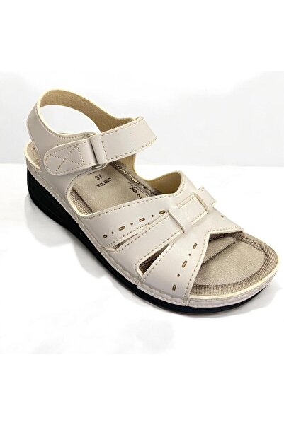 Desimod Women's Beige Soft Inner Orthopedic Sole Comfortable Daily Hajj Umrah Women's Sandals