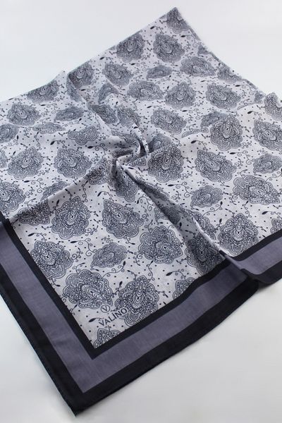 Valino 120X120 Ethnic Pattern Oversized Scarf Cotton Scarf Oversized Leaf Scarf White Gray