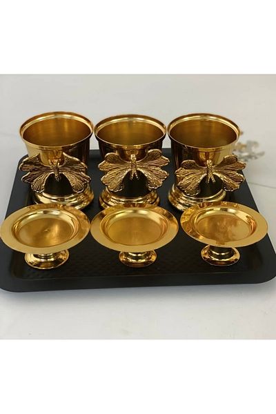 SEVA ÇELİK LUXURIOUS PRESENTATION WITH 3 GOLD COLOR ROSE BUCKETS AND 3 GOLD MACARON HOLDERS
