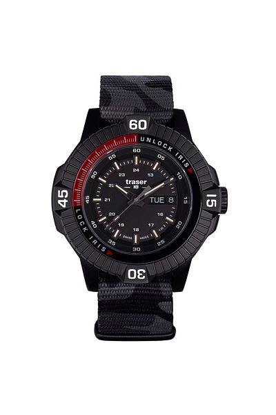 Traser H3 Mens Watch Traser 111460, Quartz, 46mm, 10ATM