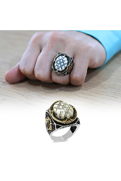Tesbihane Fildişi Üzerine Gümüş Baklava Deseni İşlemeli Zirkon Taşlı Koleksiyonluk 925 Ayar Gümüş Erkek Yüzük