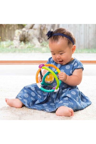 Infantino Orbital Moving Rattle
