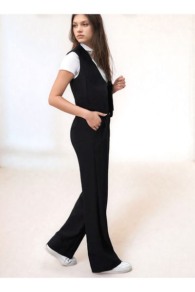 Jannock 2-Piece Girl's Suit with V-Neck Sleeveless Vest and Trousers