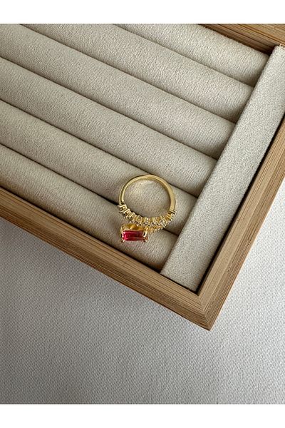 ringbox Color Transition Pink Spiral Ring
