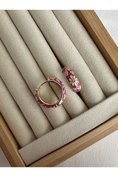 ringbox Flower Patterned Pink Enamel Hoop Earrings