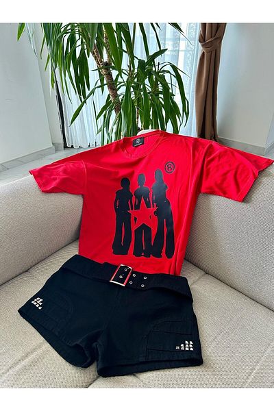 Wisevelya Star Girl Silhouette Printed Red T-Shirt