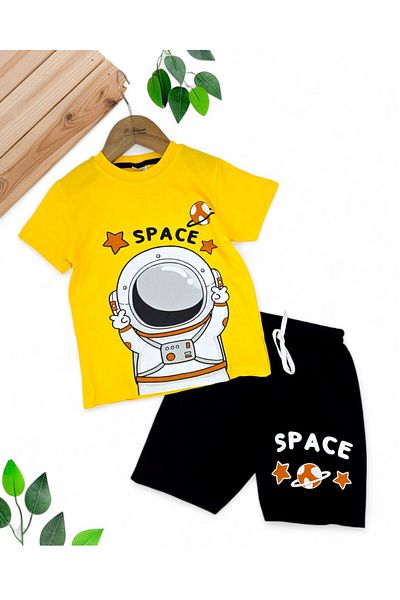Egelite Boys Space Themed Astronaut Printed Summer T-Shirt and Shorts Set (4-8 Years) –