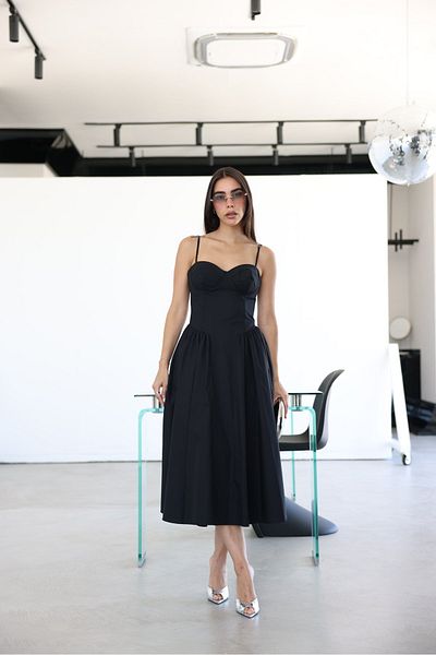 Özge Özgenç Rochie Midi cu Bretele pentru Bust Glope