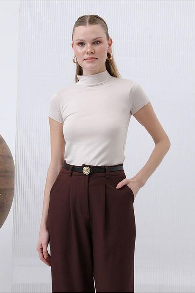 Moda Rosa 25Y7605 - Beige - Short Sleeve Body