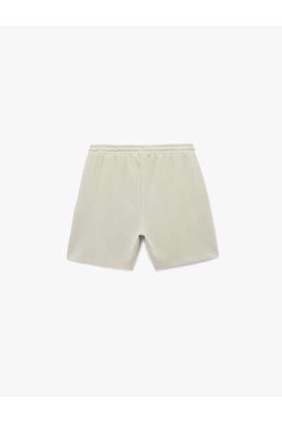 Koton Cotton Pocket Detailed Waist Lace-Up Shorts
